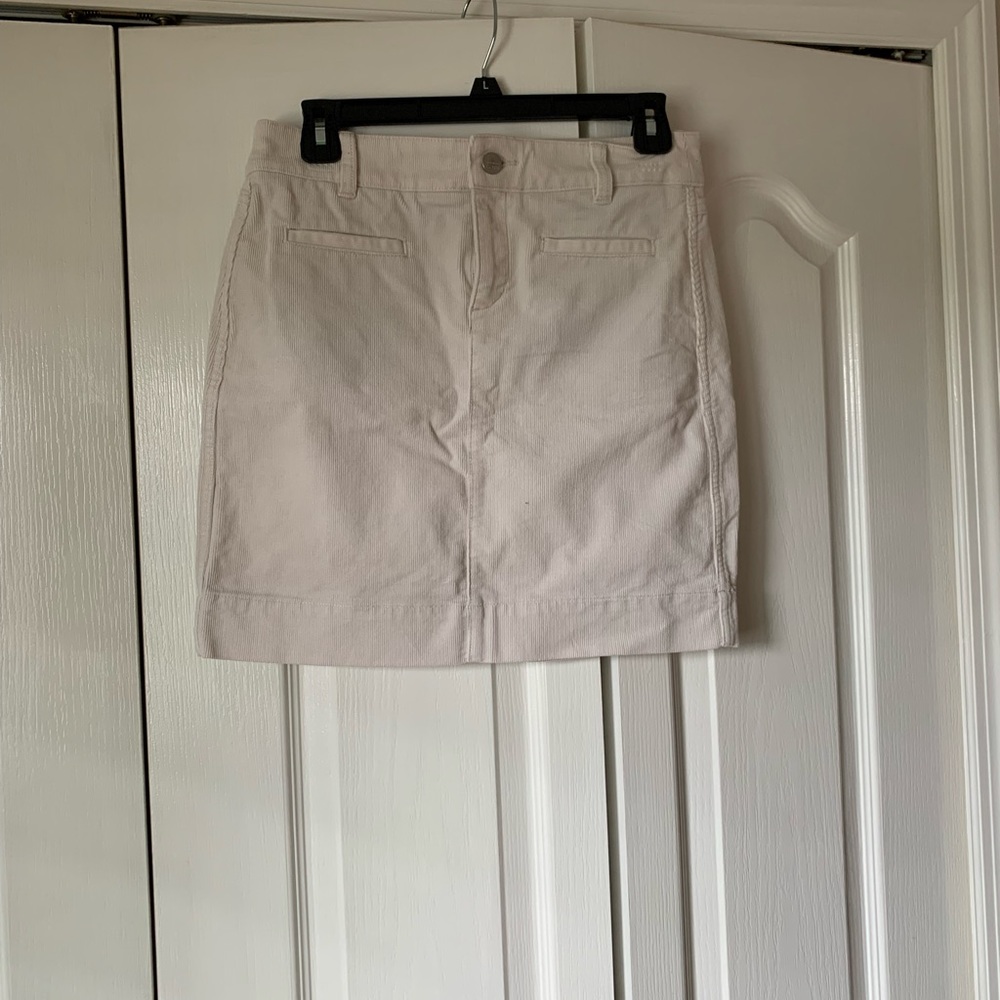 LOFT CORDUROY SKIRT